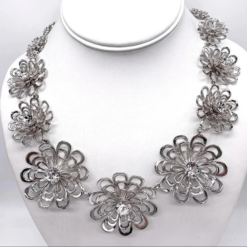 Kate Spade Oops a Daisy Silver Jeweled Necklace